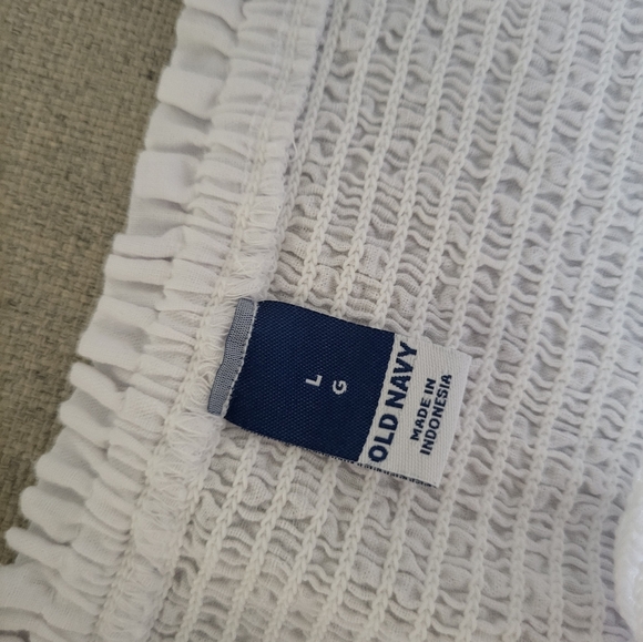 Fit & Flare Flutter-Sleeve Smocked Seersucker Mini Dress - Picture 4 of 7